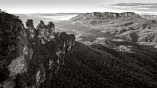 BKW123 The Three Sisters, Blue Mountains National Park NSW